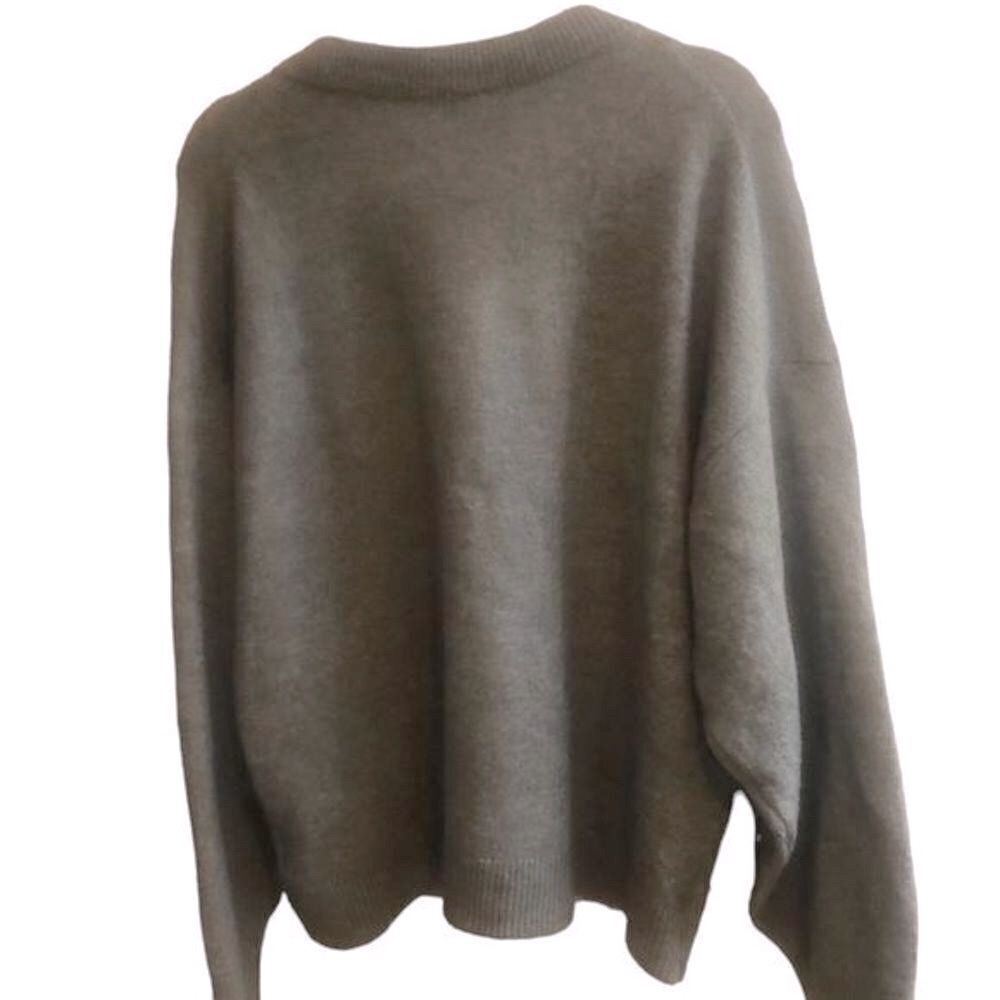 H&M Pearl Detail Soft Knit Sweater Size Large - Picture 3 of 5